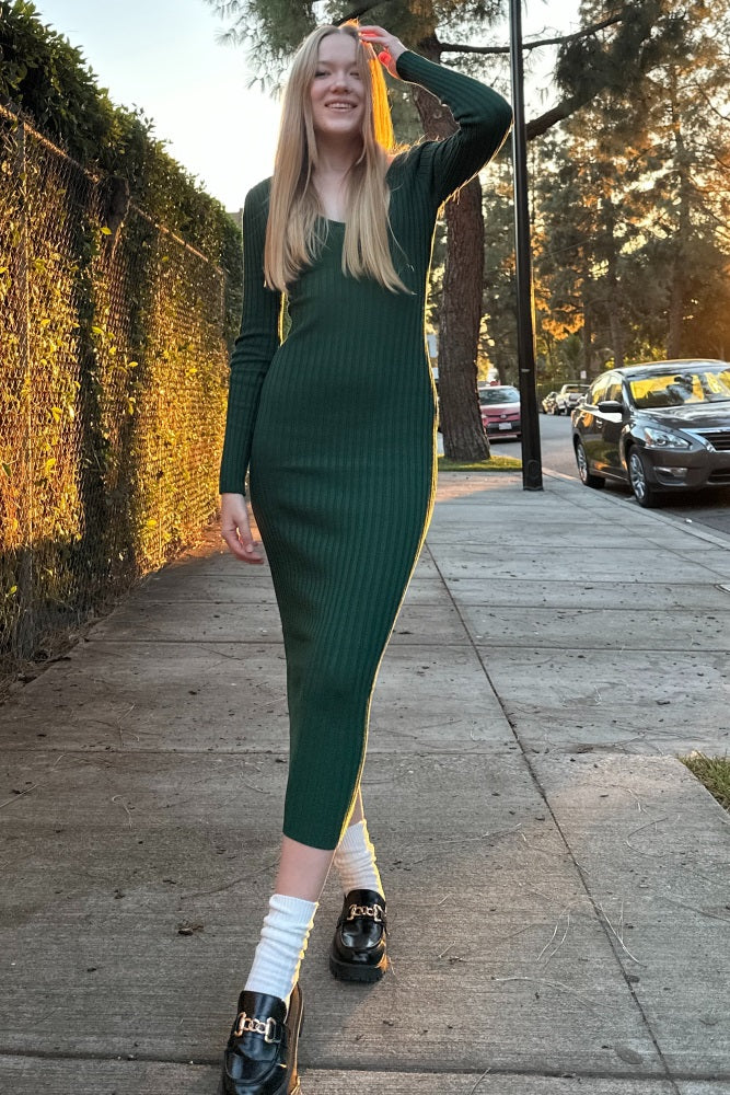 Forest Green V-Neck Long Sleeve Fitted Maxi Dress PinkBlush Forest Green V-Neck Long Sleeve Fitted Maxi Dress PinkBlush
