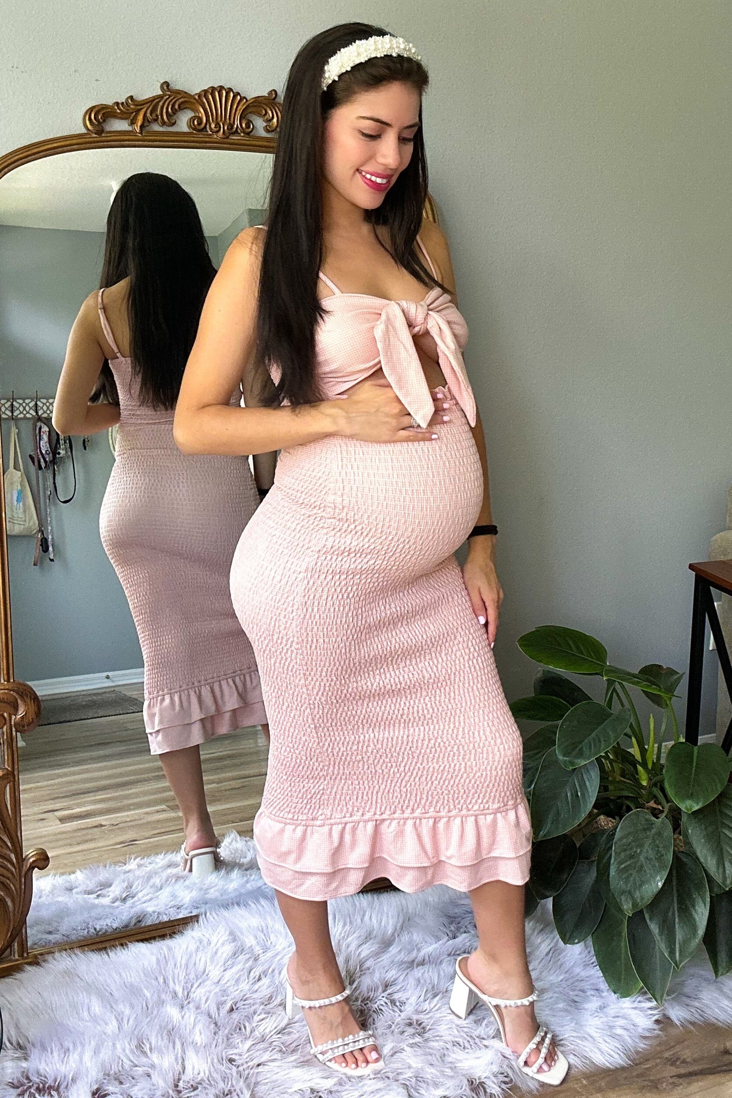 Mauve Gingham Print Smocked Fitted Self-Tie Maternity Midi Dress