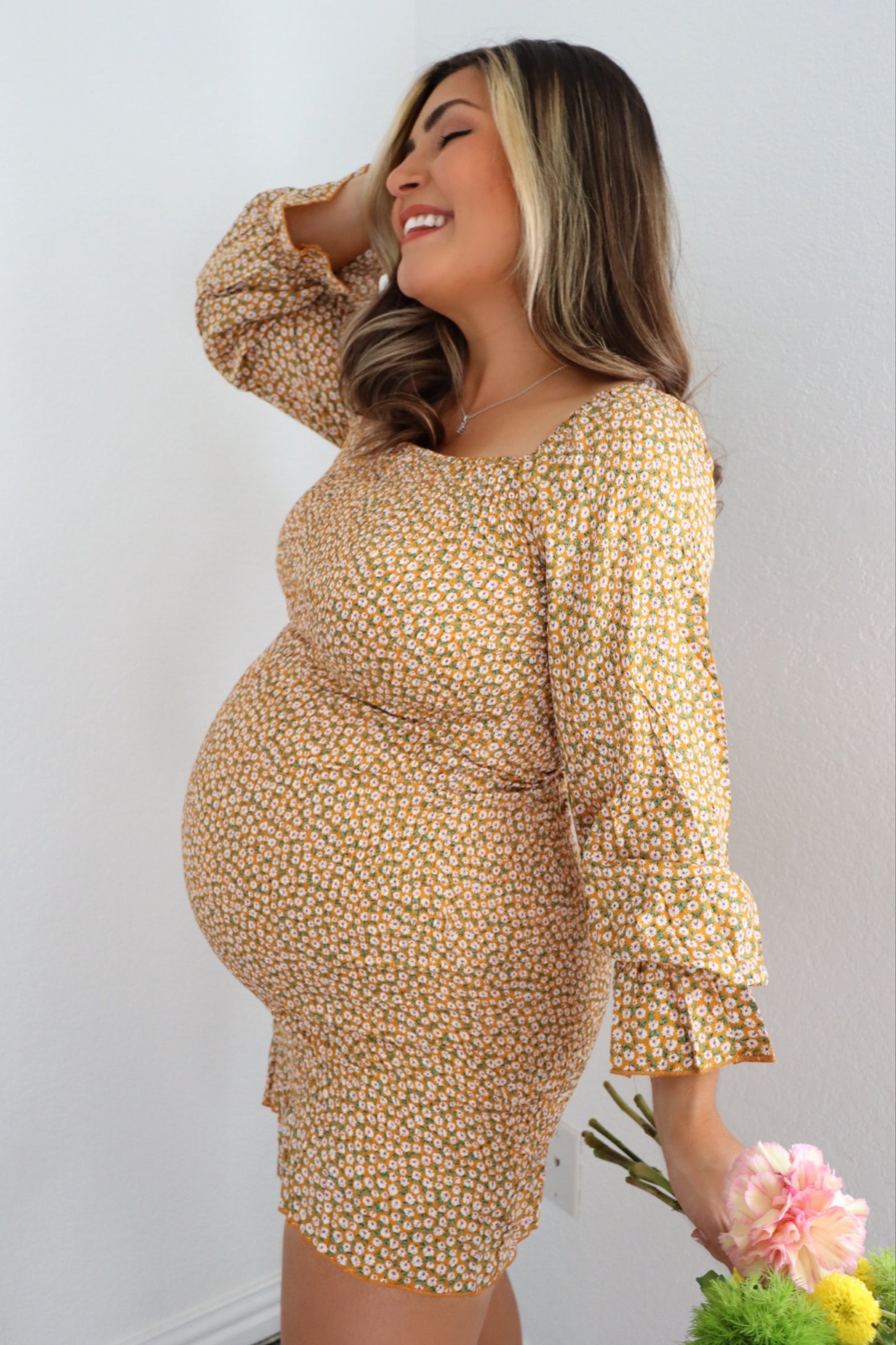 Yellow Ditsy Floral Smocked Long Sleeve Maternity Mini Dress Small Yellow Ditsy Floral Smocked Long Sleeve Maternity Mini Dress Small