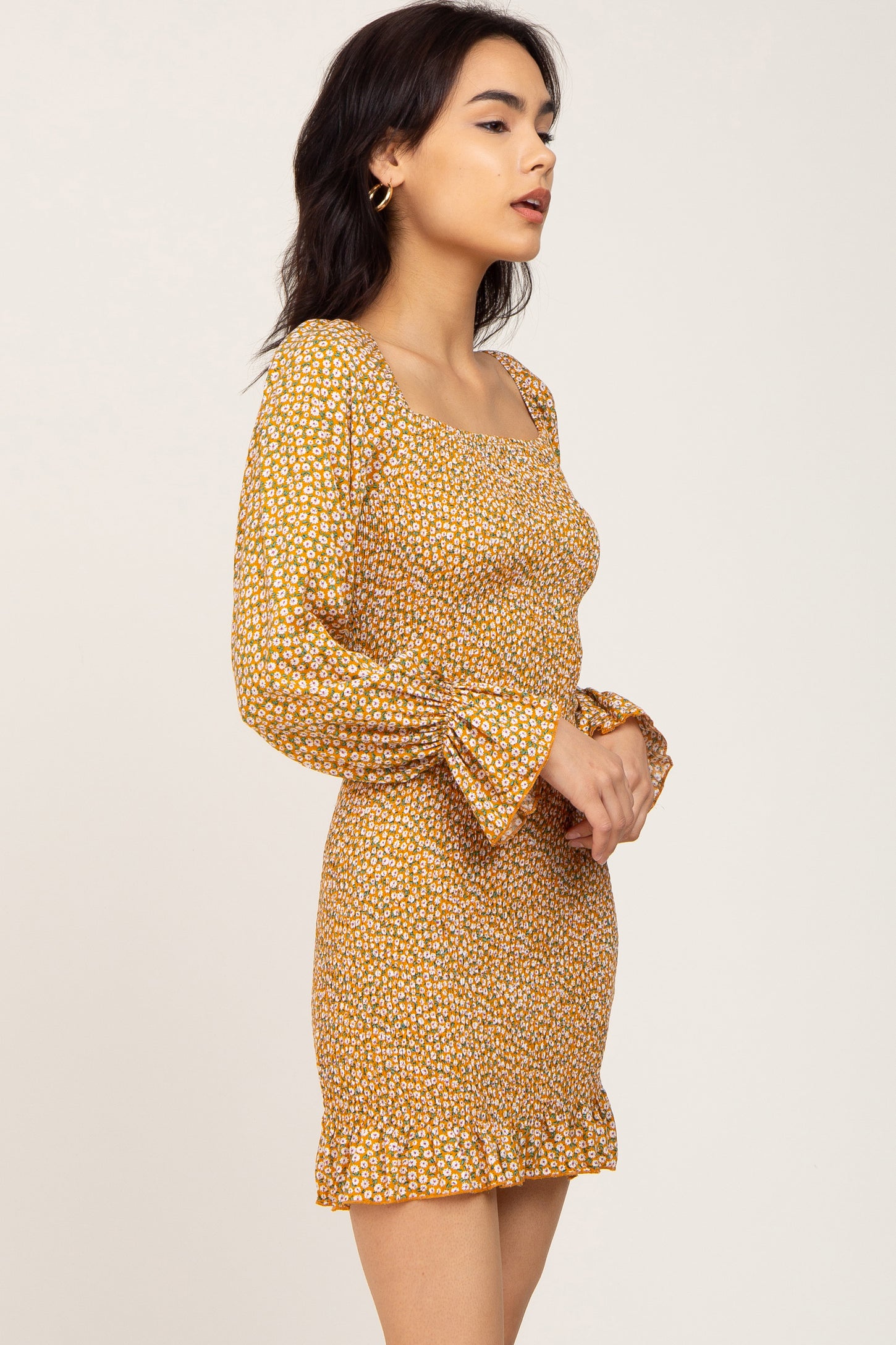 Yellow Ditsy Floral Smocked Long Sleeve Maternity Mini Dress Small Yellow Ditsy Floral Smocked Long Sleeve Maternity Mini Dress Small