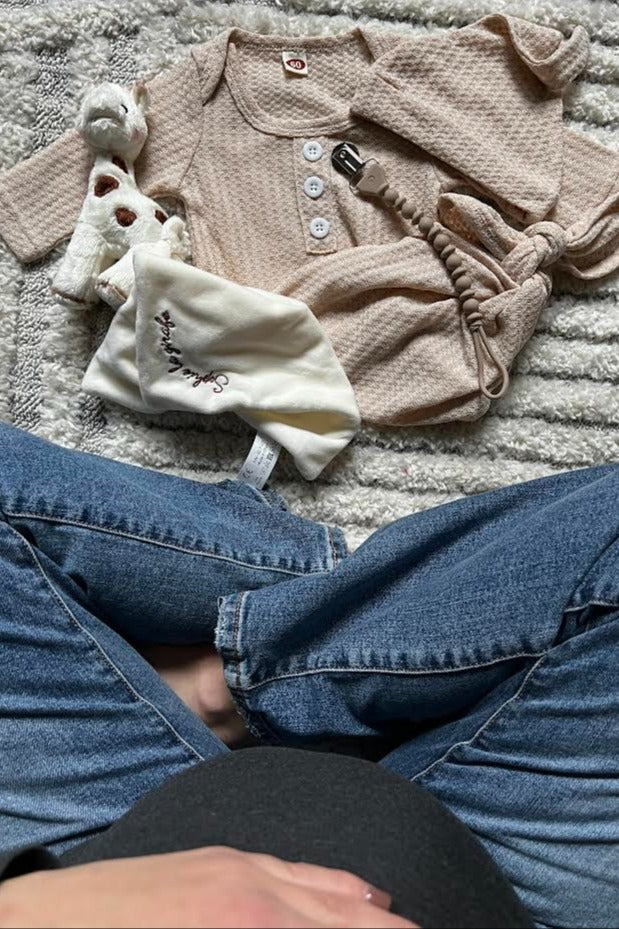 Blue Open Knee Maternity Straight Leg Jean