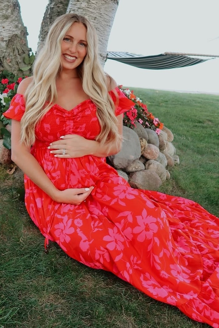 most popular maternity dresses The Best Maternity Dresses That Aren't Actually Maternity Dresses