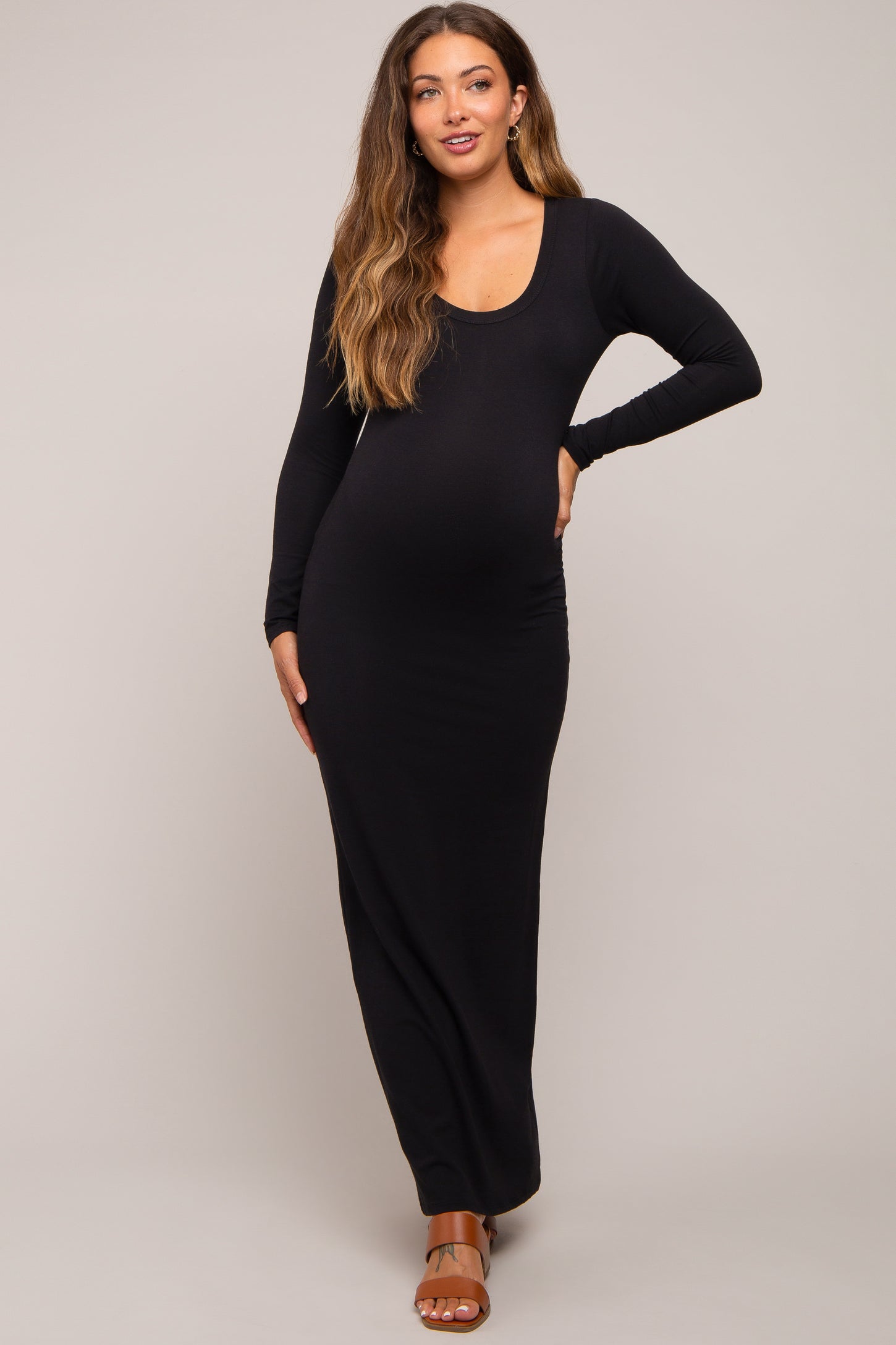 Black Solid Long Sleeve Scoop Neck Maxi Dress Large