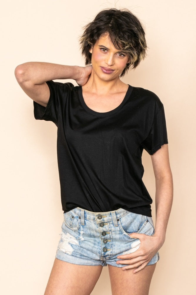 Black Scoop Neck Basic Tee – PinkBlush