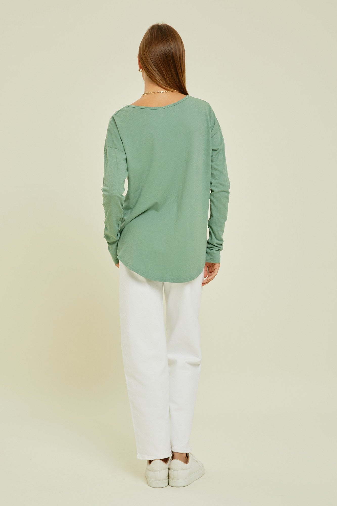 Green Long Sleeve Curved Hem Top