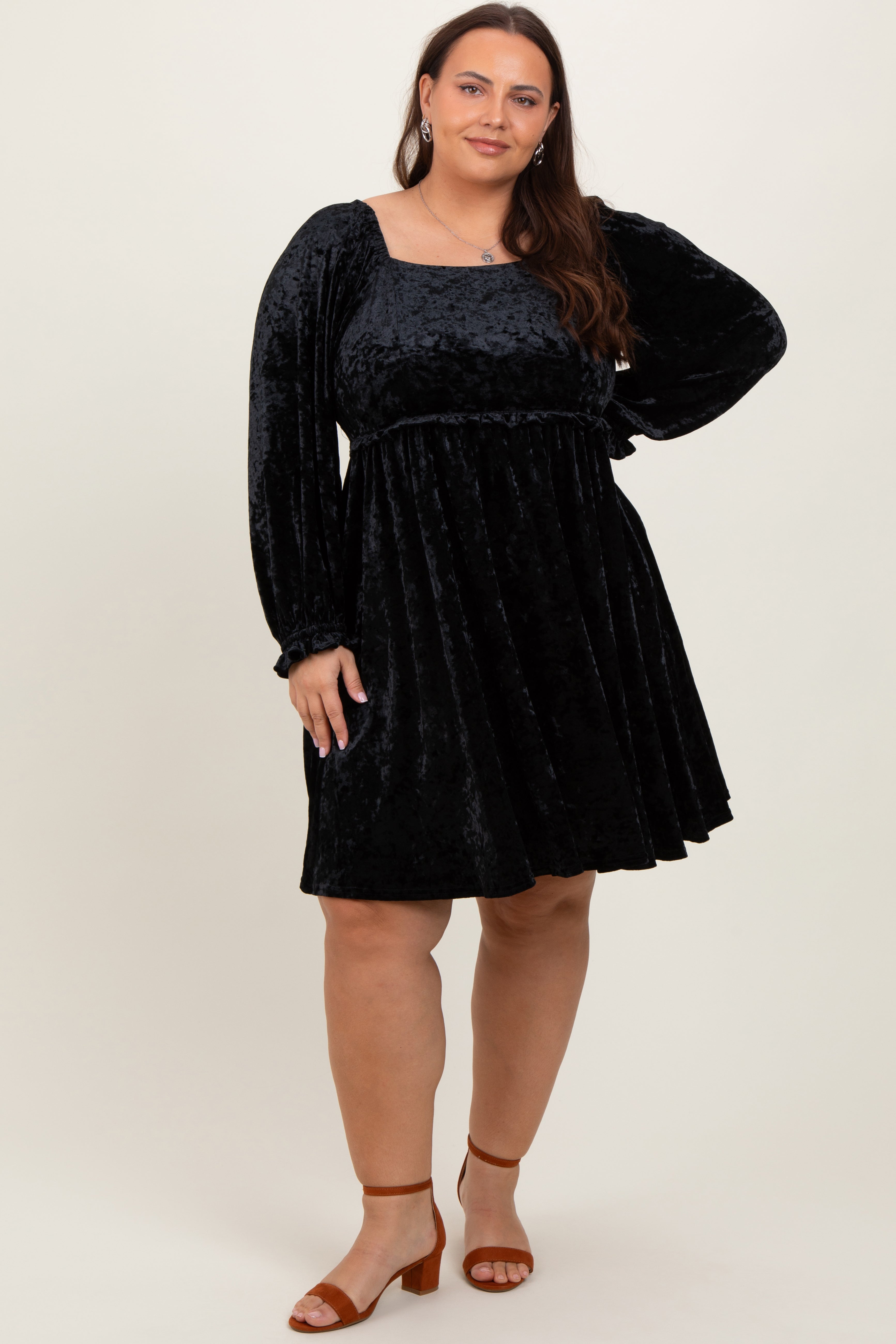 zara silver sequin dress (Eu38) – ProppedUpRentals ZARA WOMAN COLLECTIONDress with Alex Evenings Women's Long Retail Price:495.00 Color:Custom color