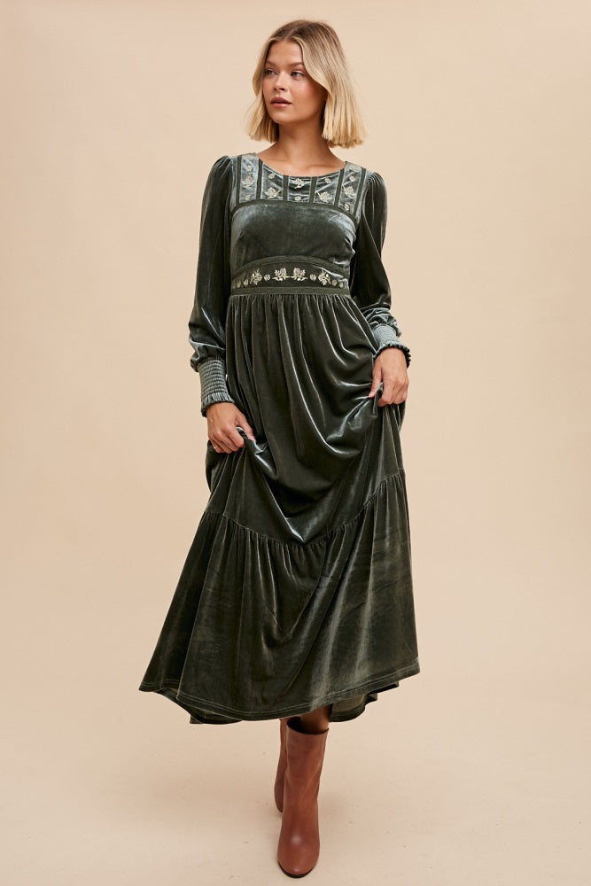 Olive Folklore Embroidered Velvet Dress PinkBlush Olive Folklore Embroidered Velvet Dress PinkBlush