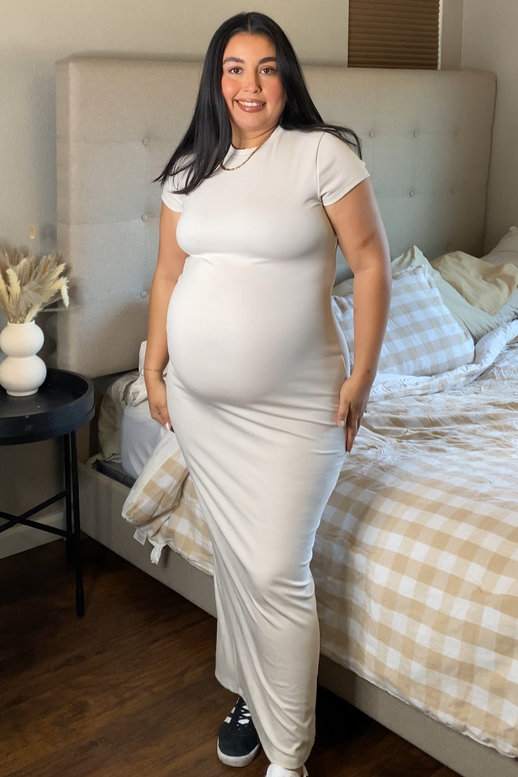 Cream Fitted Short Sleeve Maternity Maxi Dress Cream Fitted Short Sleeve Maternity Maxi Dress