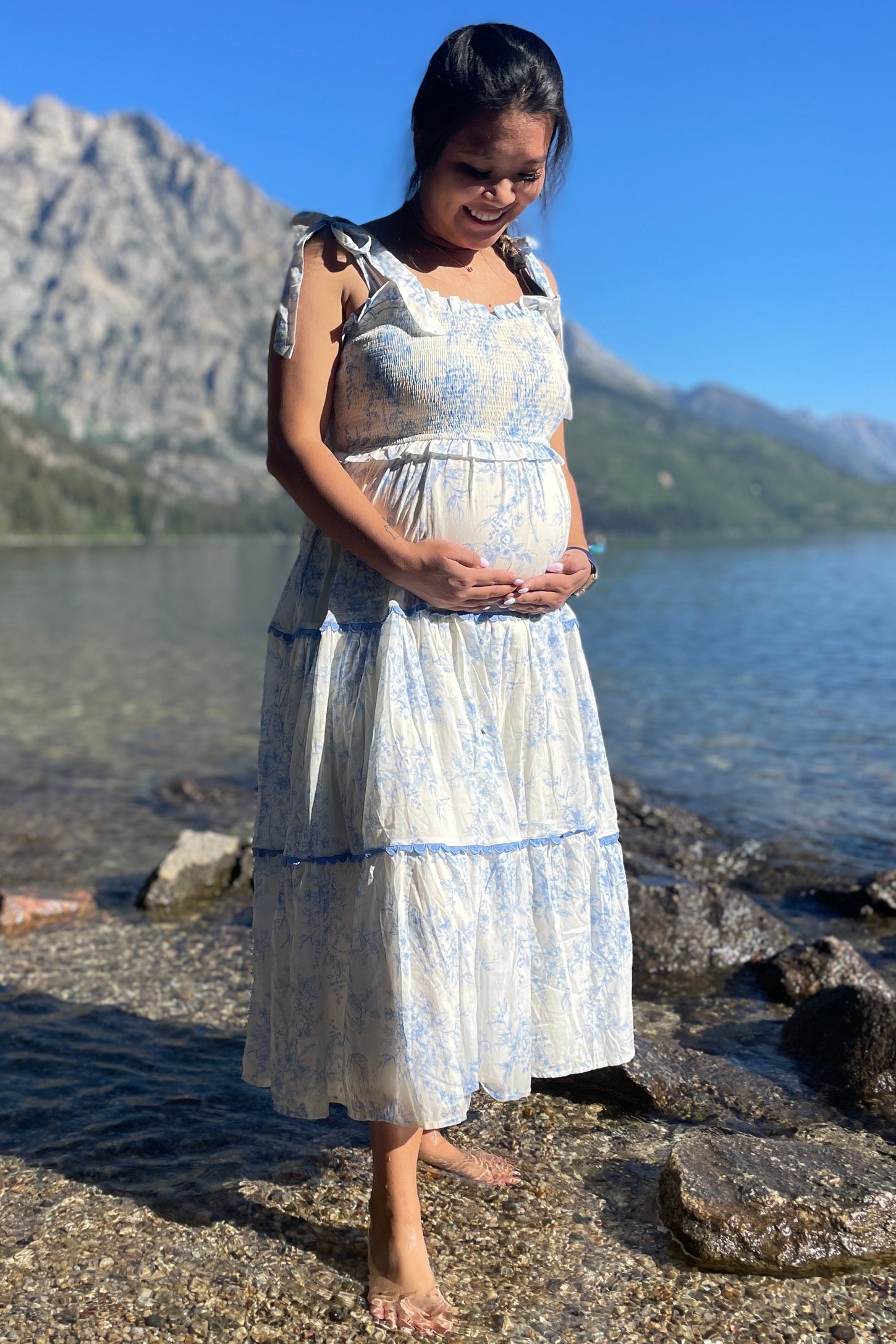 Light Blue Floral Sleeveless Ruffle Tiered Maternity Midi Dress Light Blue Floral Sleeveless Ruffle Tiered Maternity Midi Dress
