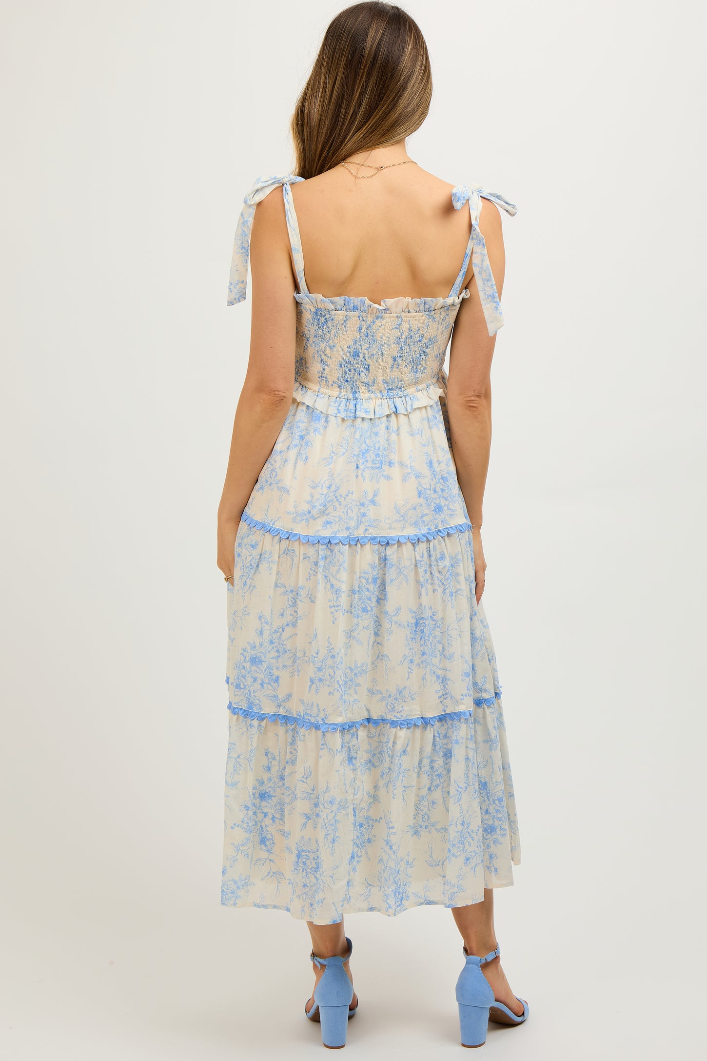 Light Blue Floral Sleeveless Ruffle Tiered Maternity Midi Dress Light Blue Floral Sleeveless Ruffle Tiered Maternity Midi Dress