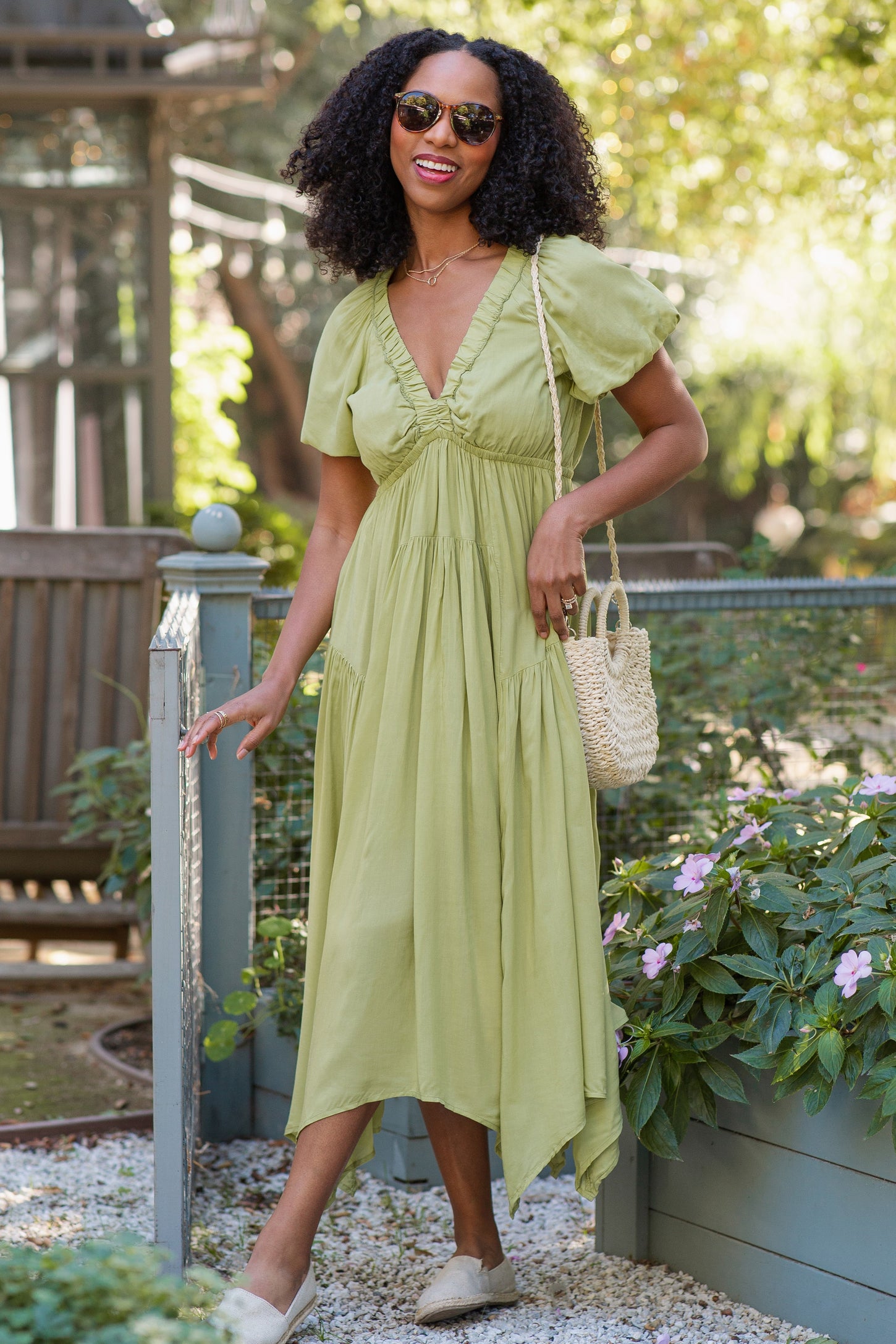 v neck puff sleeve midi dress CHIC V-NECK MIDI DRESS WITH DRAMATIC PUFF SLEEVES (BLACK) Dress Code Chic Official