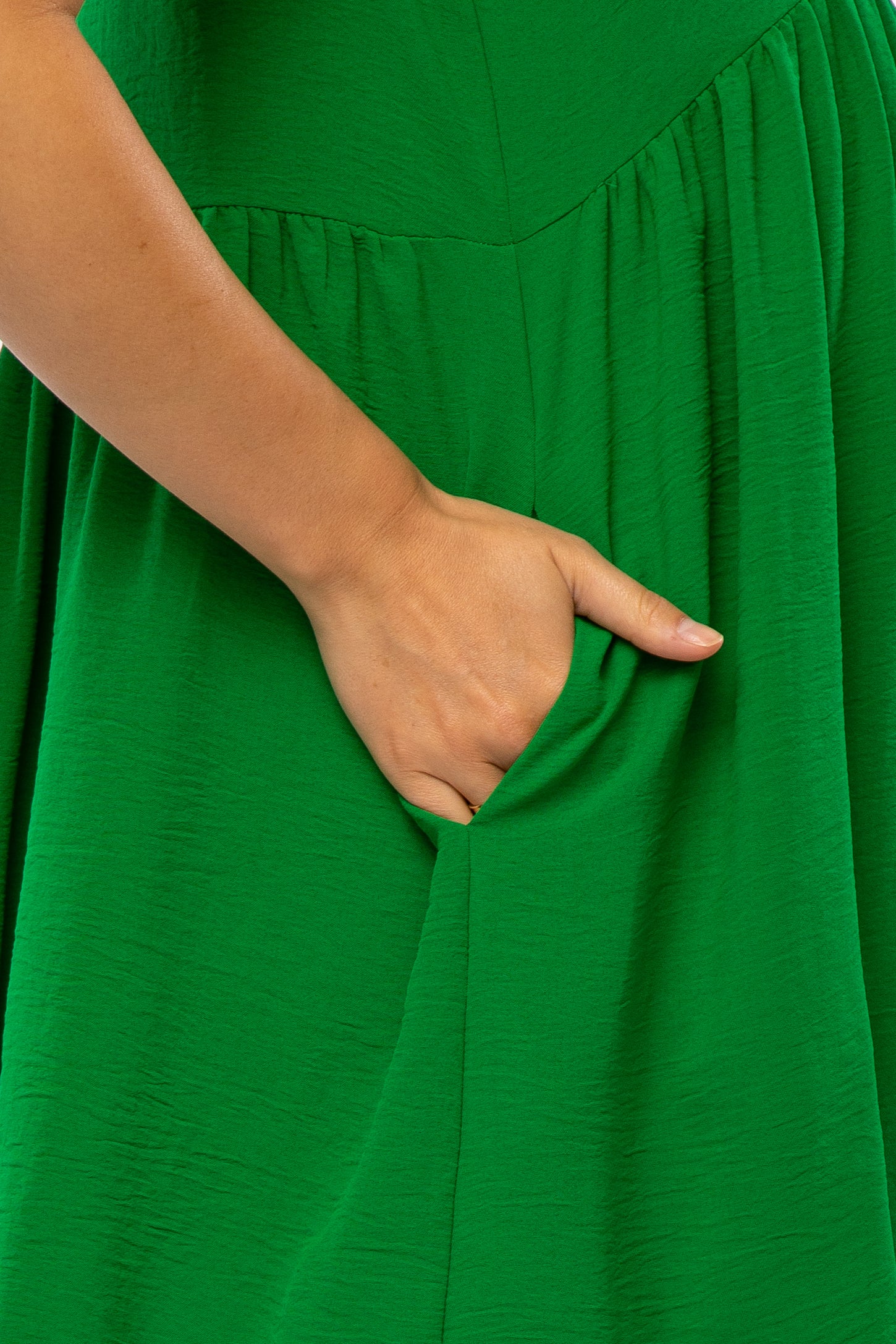 Green Ruffle Hem V-Neck Maternity Dress