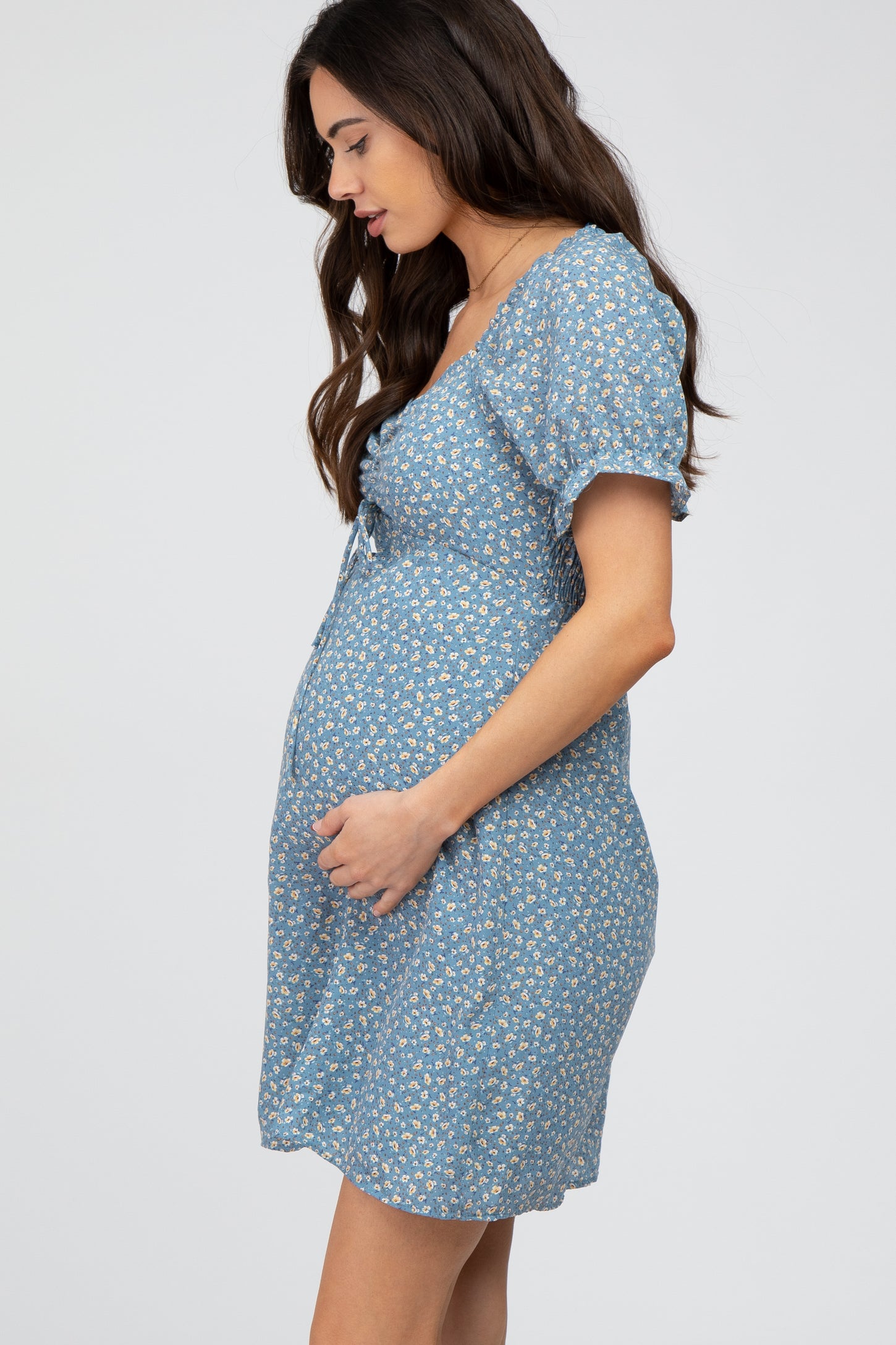Blue Floral Cinched Sweetheart Neck Maternity Dress– PinkBlush
