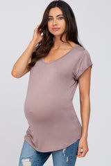 Mauve Solid Short Sleeve Curved Hem Maternity Top