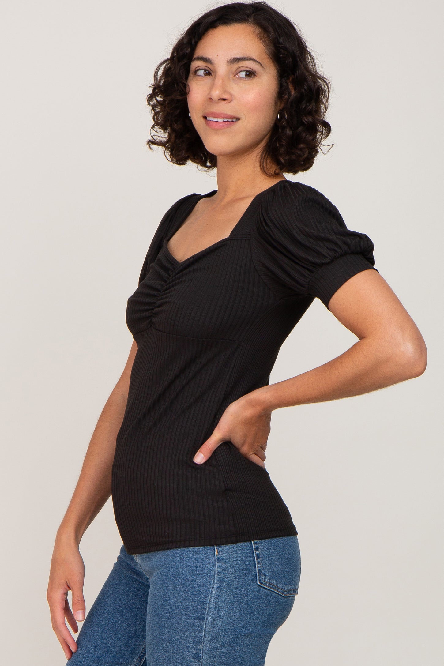 Black Ribbed Sweetheart Neck Short Puff Sleeve Top