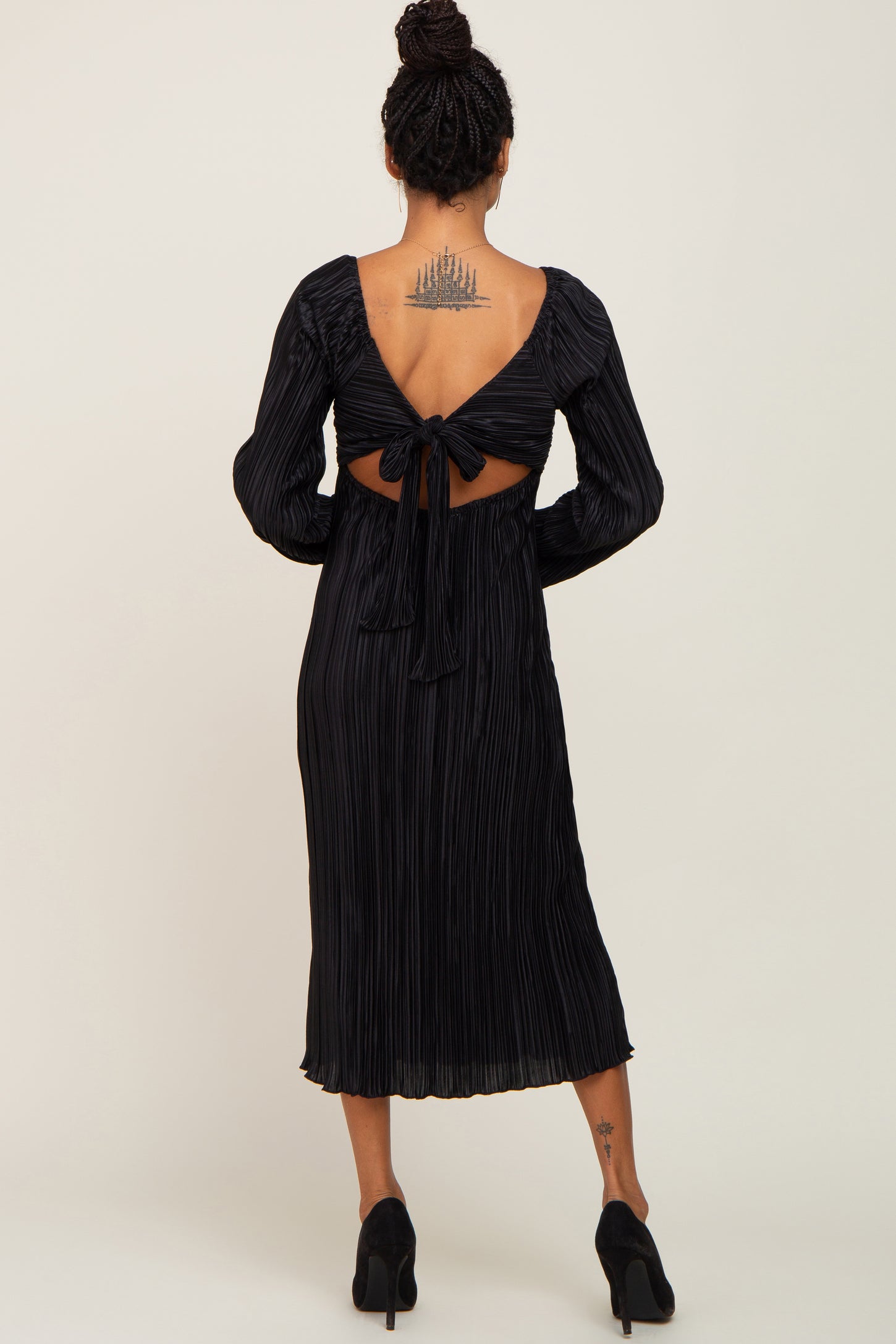 Black Pleated Front Cutout Back Tie Midi Dress Small