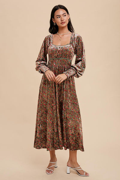 Emerald Floral Velvet Square Neck Midi Dress – PinkBlush